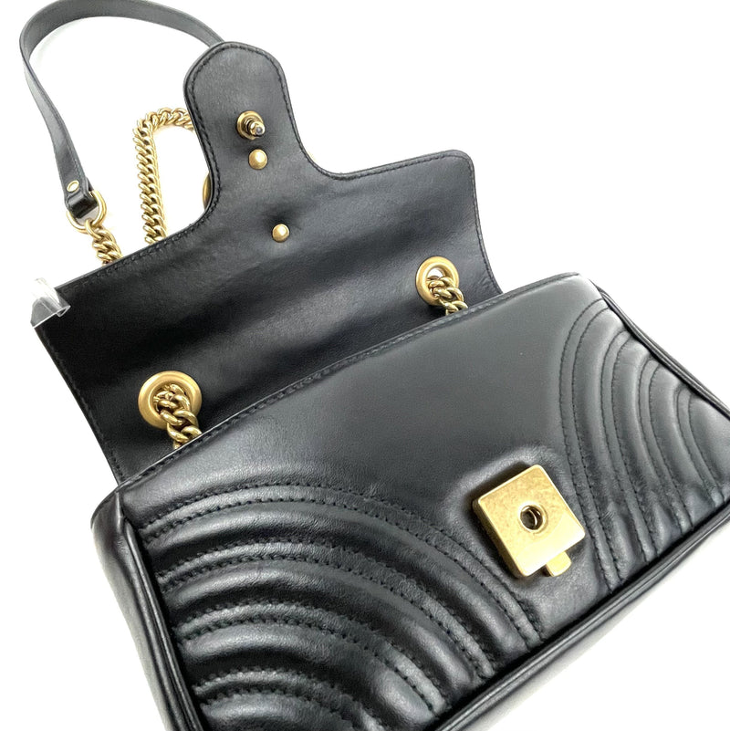 Gucci GG Marmont Small Matelassé Shoulder Bag