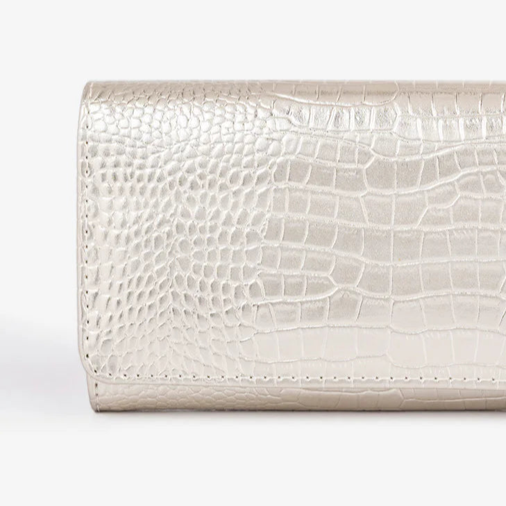 Snakeskin Texture Wallet – Golden